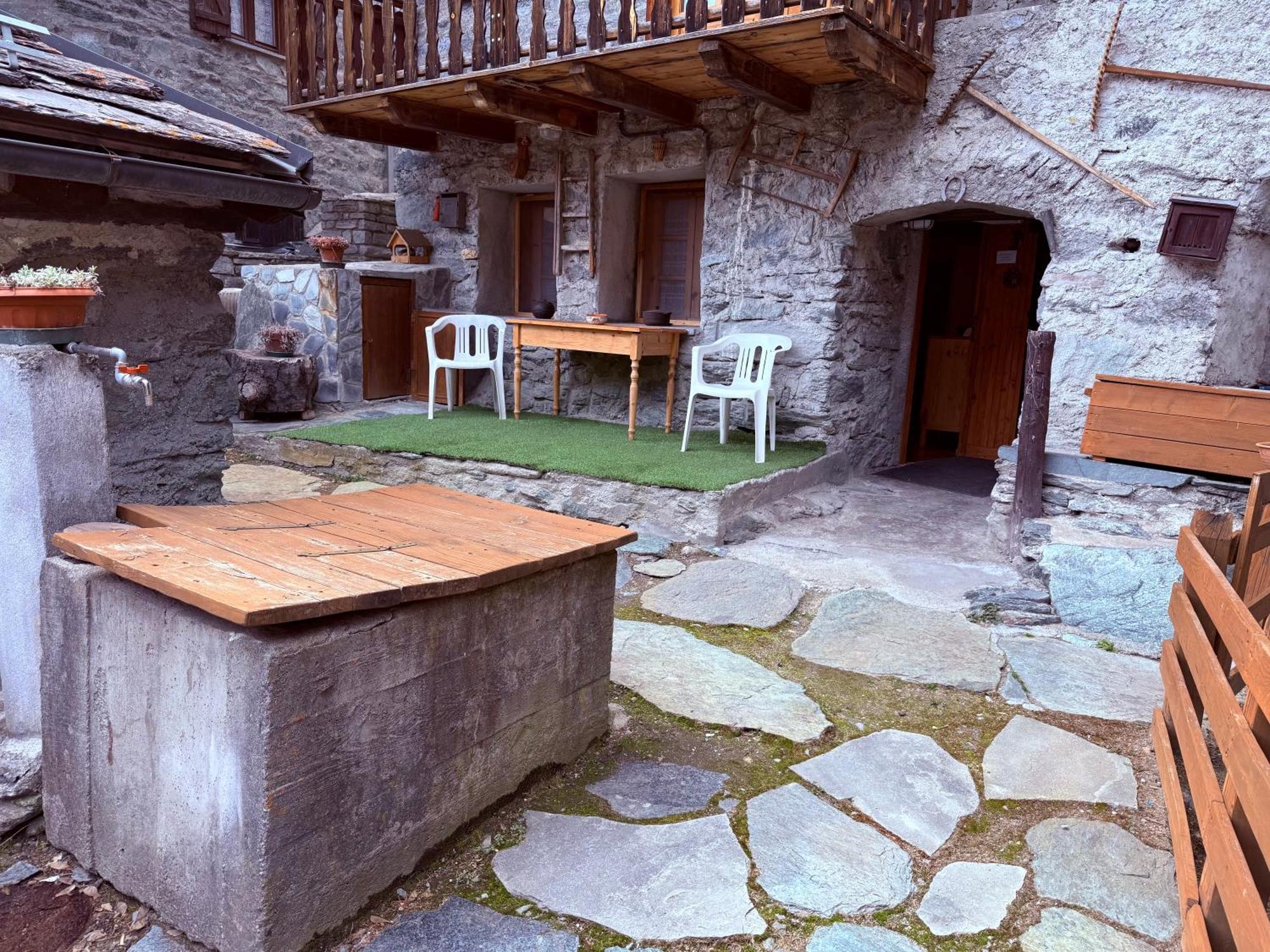Casa Vacanze Nora Chamois Exterior foto