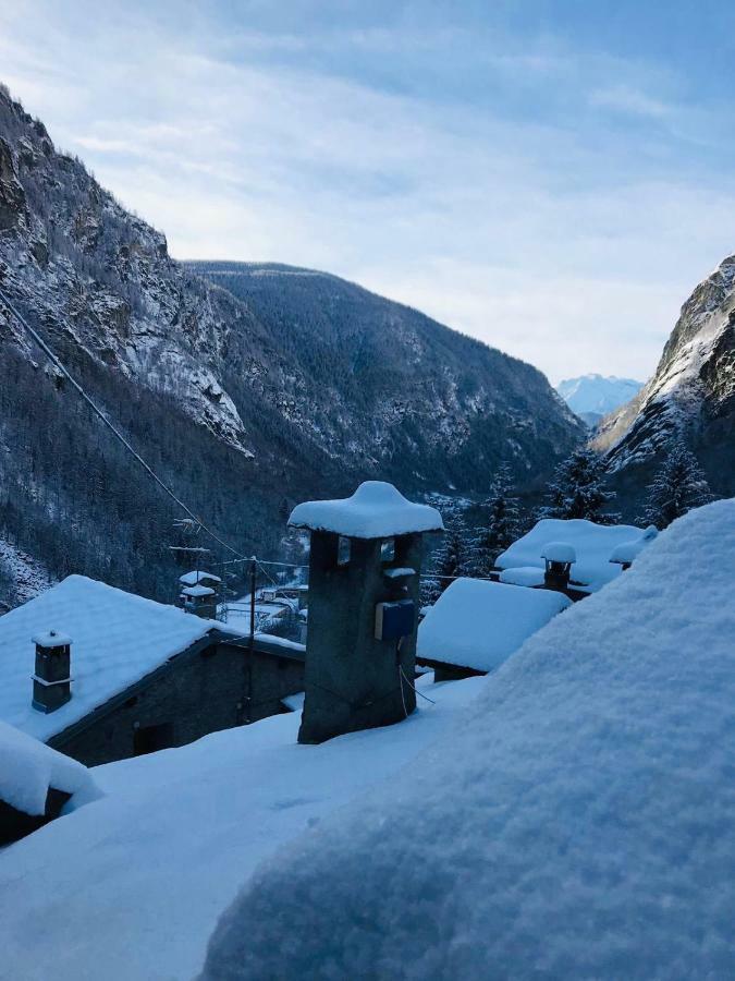Casa Vacanze Nora Chamois Exterior foto