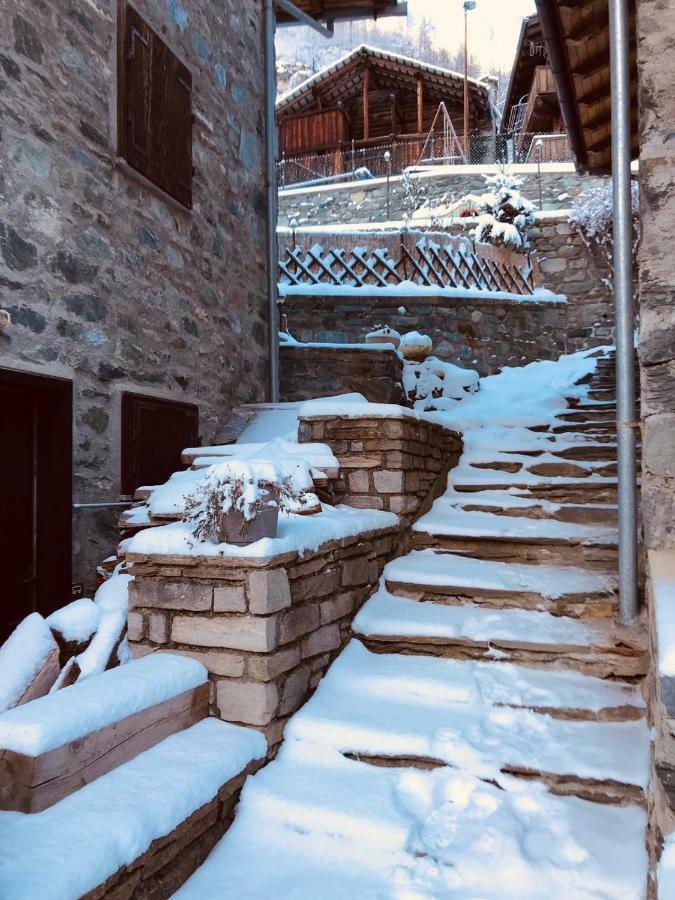 Casa Vacanze Nora Chamois Exterior foto